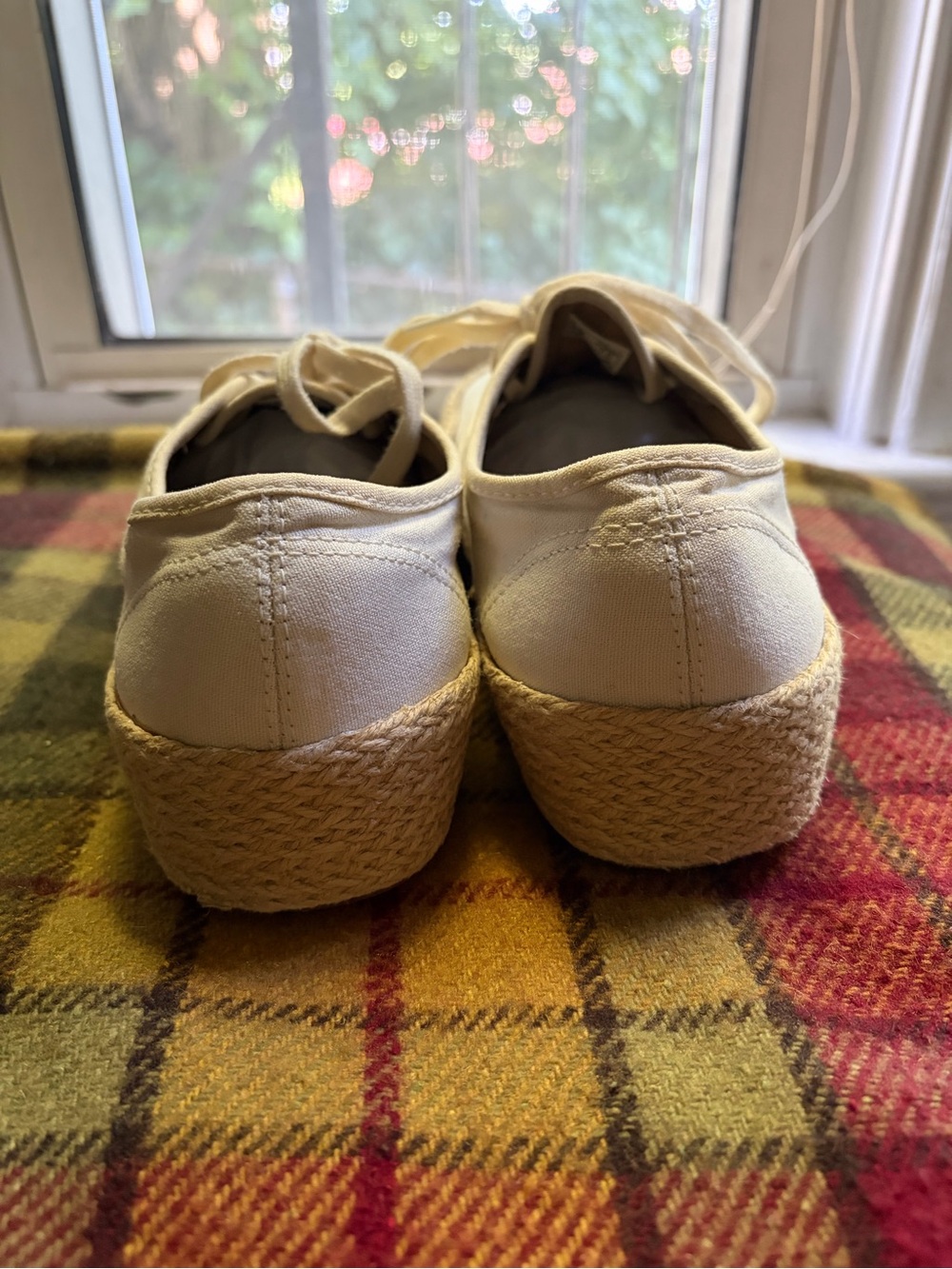 Vans Platform Esp Canvas Sneakers in Off-White with Natural Jute - Picture 4 of 5